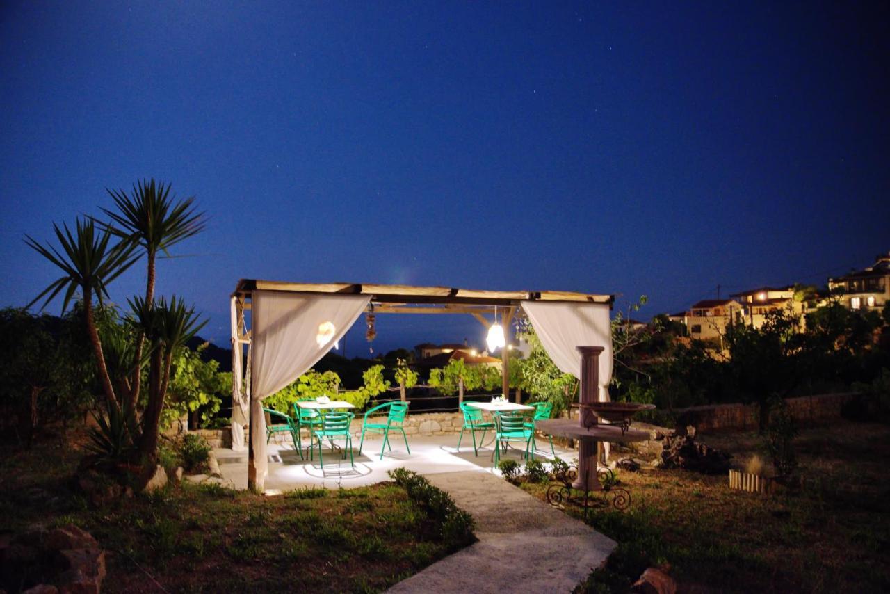 Orfeas House 2 Villa ปาติติริ ภายนอก รูปภาพ